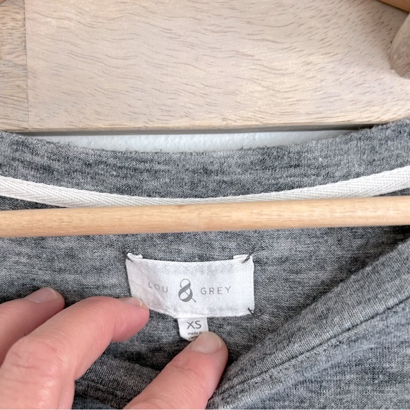 Lou + Grey Lightweight Long-Sleeve Shirt Size XS - Picture 3 of 4